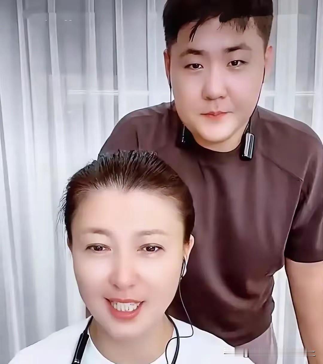 通过闫学晶这个事情再次说明，很多明星本身没有什么文化，她们演戏的时候有导演和编剧