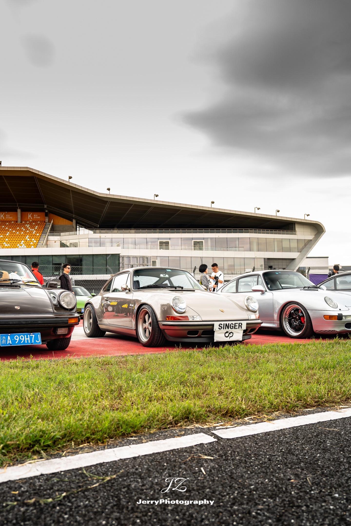 Singer 3.6。基于保时捷964打造的一台艺术品，一台不普通的小青蛙