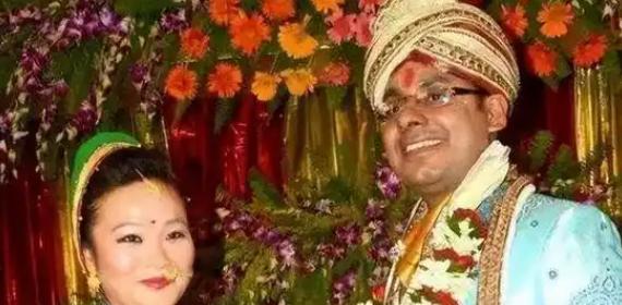 刷到围绕福建女子郑墨沫早年远嫁印度、婚后卷入中印生活比较争议、又被网传来华申请受
