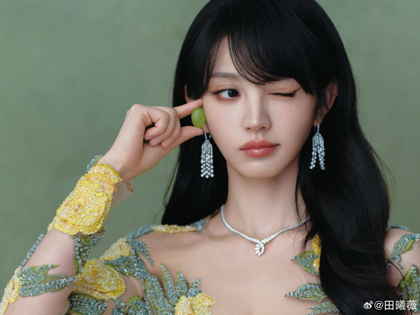 小田今天是黄玫瑰公主💛，美美嘟～ ​​​