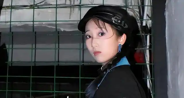 17岁少女神似林黛玉，艺考表现惊艳全场，网友惊呼陈晓旭转世 ​​​