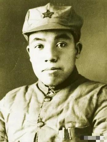 1943年，毛泽民在新疆被盛世才杀害。新中国成立前夕，已逃往台湾的盛世才得到消息