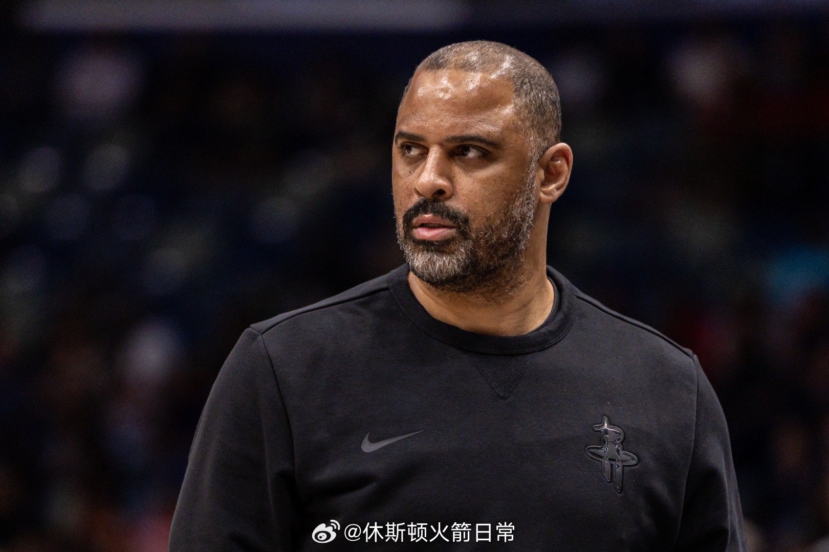 乌度卡谈火箭全场送出30次助攻，仅出现10次失误：“多传一次球就能创造大空位机会