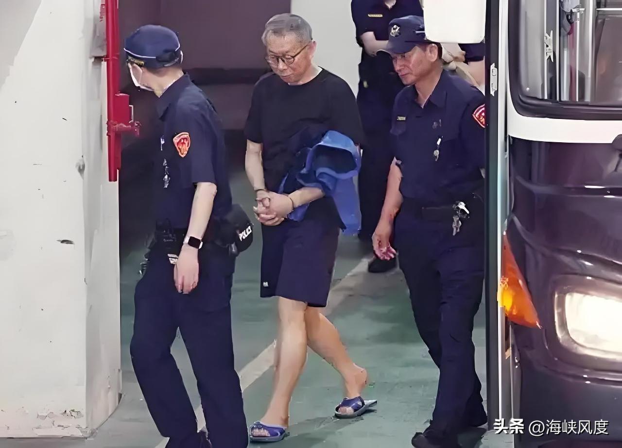 柯文哲交保后脸书发不停，台北地检署今晚6时声明抗告，两理由曝光！
柯文哲交保后不