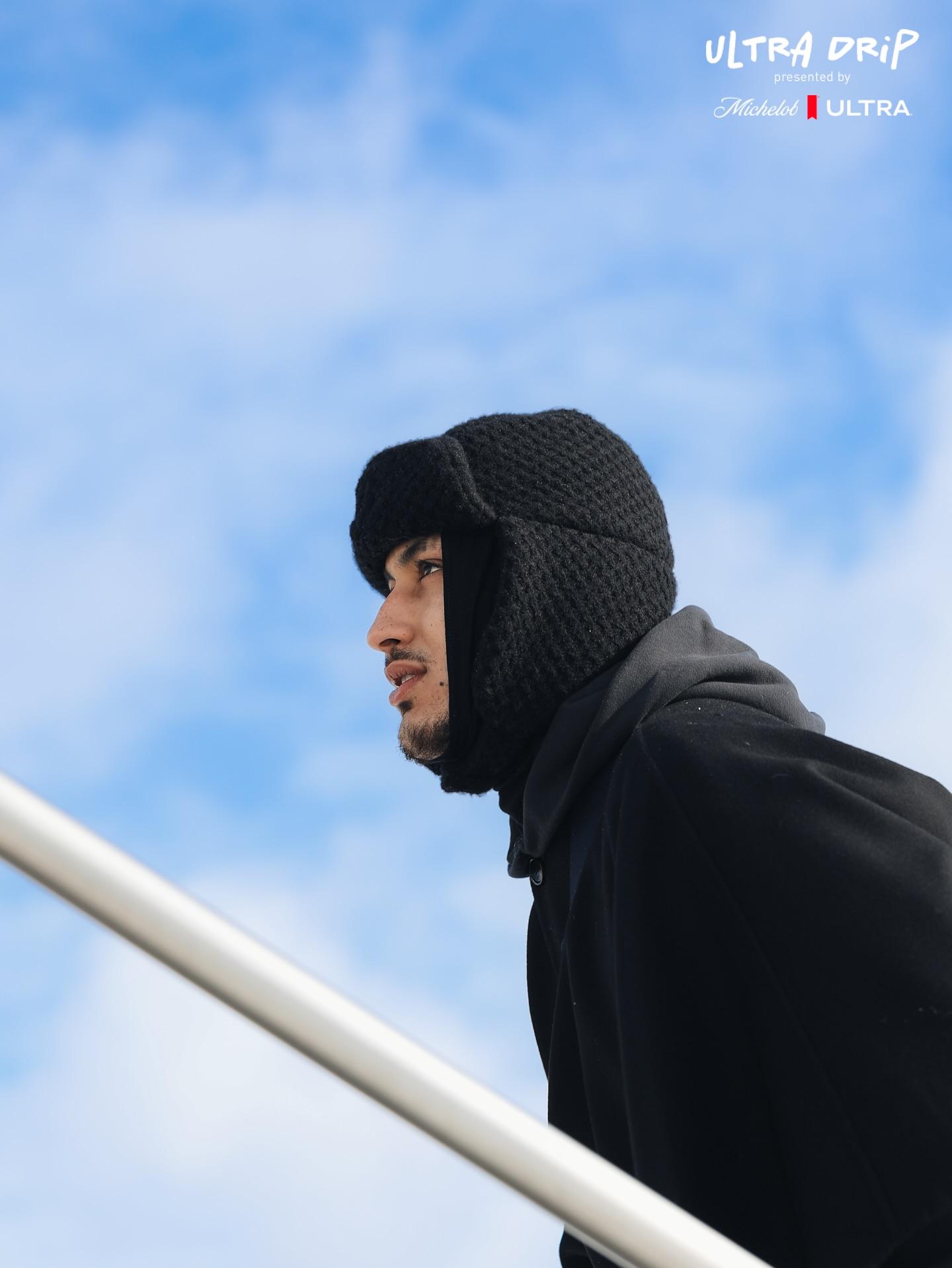 雄鹿社媒分享球员登机照并配文：前往华盛顿特区