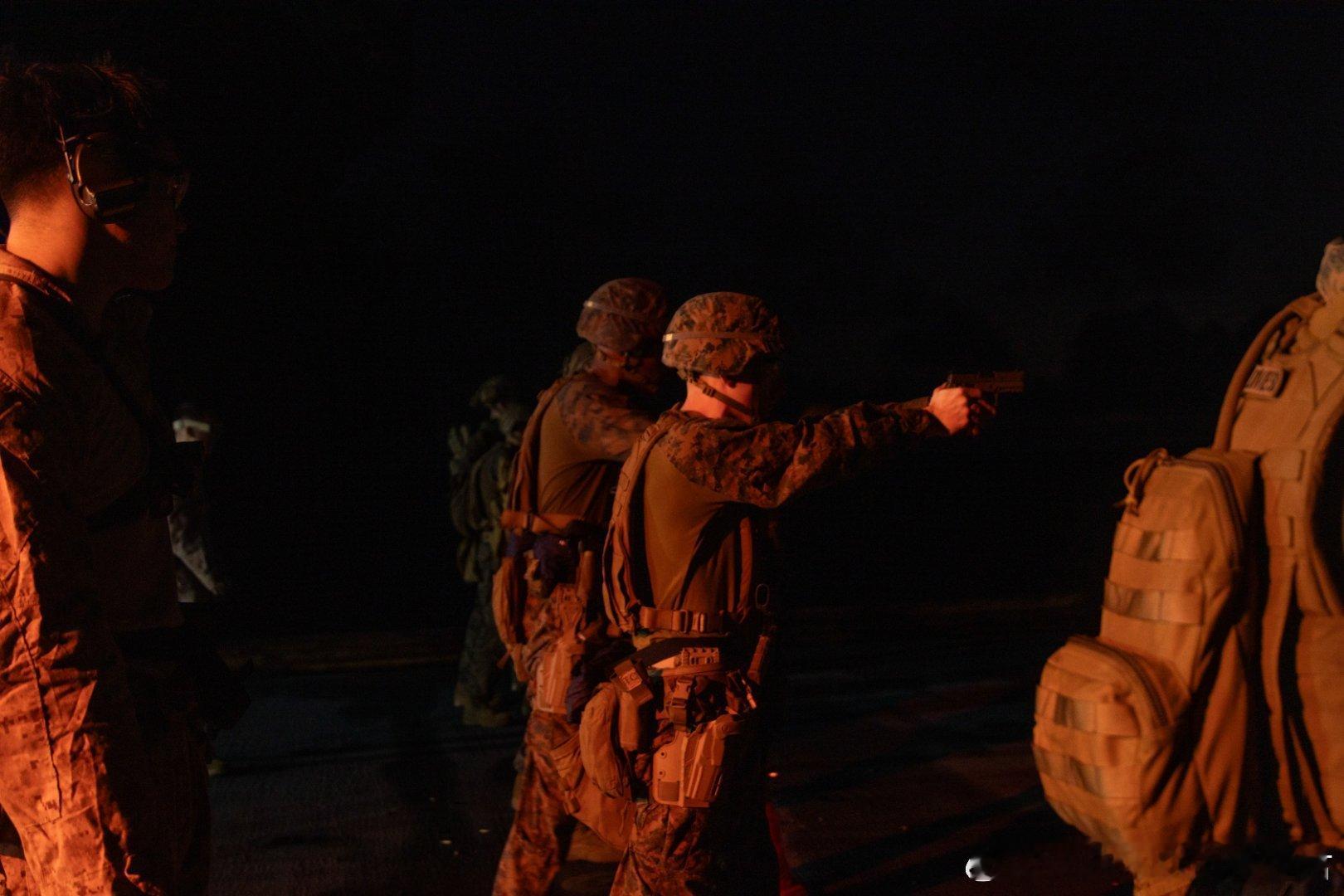 31st Marine Expeditionary Unit在菲律宾海 ​​​