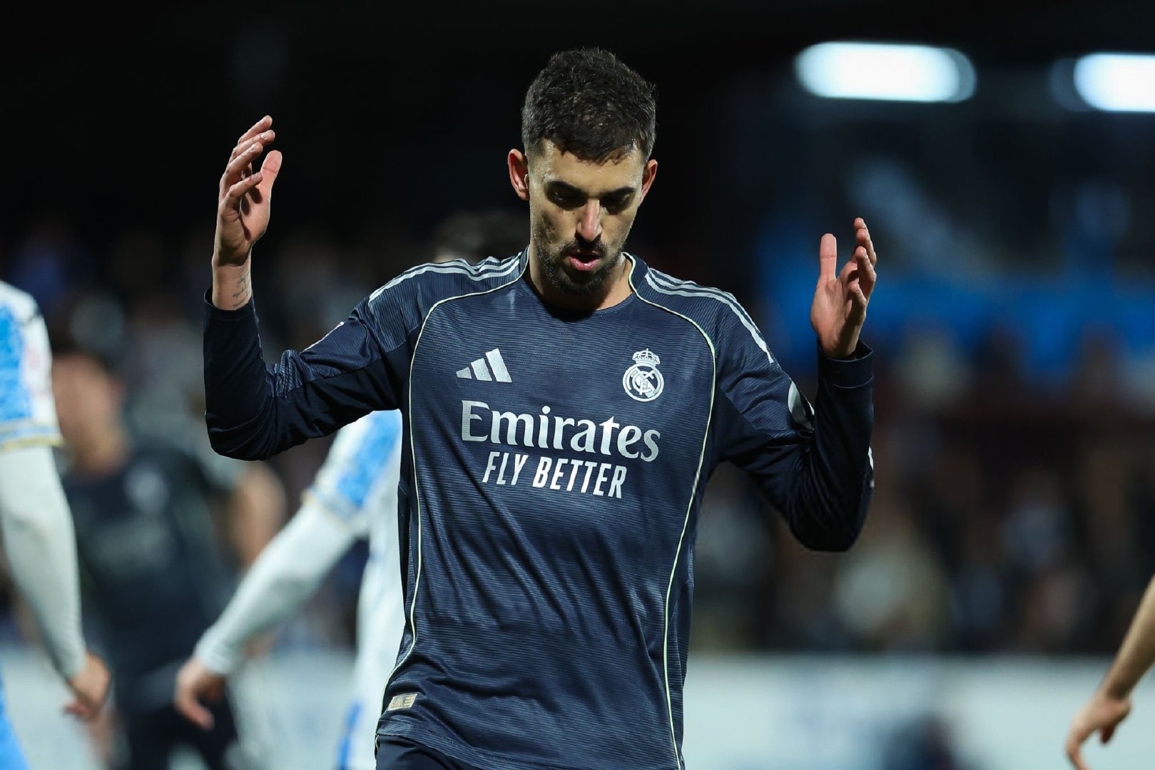 【全场】塔拉韦拉2-3皇家马德里姆巴佩梅开二度+造乌龙。小将希门尼斯、卡斯特罗完