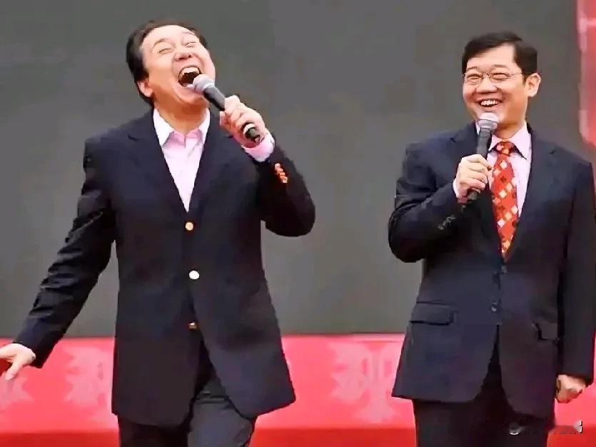 我最喜爱的相声演员
                       ——大兵
  