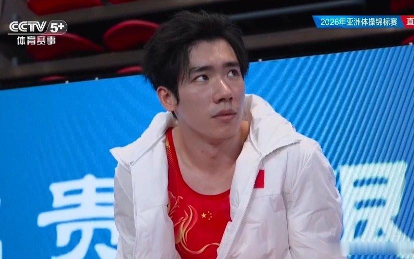 恭喜张博恒获得亚锦赛双杠金牌！！ 