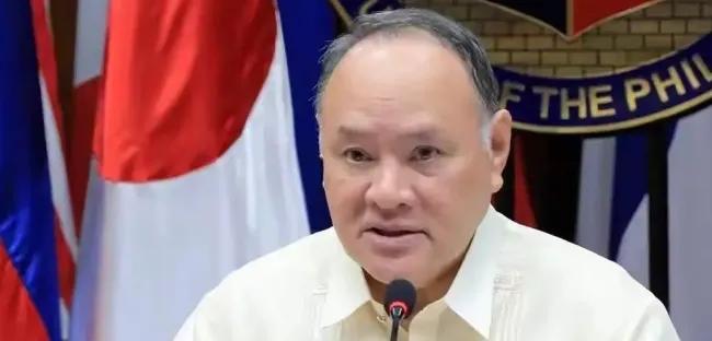 菲外长颠倒黑白，喊话中国

4月24日，菲律宾吕宋岛附近海域气氛高度紧张——美国