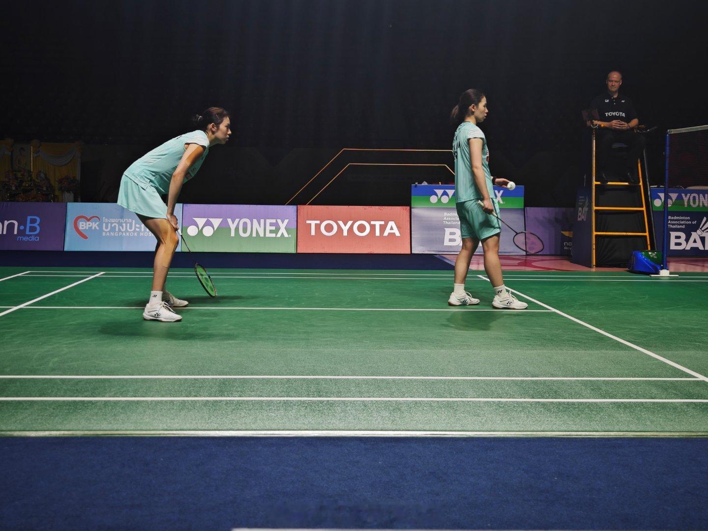 女双 决赛 鲍骊婧(7) 李怡婧 21-15 15-21 18-21 阿玛莉亚(