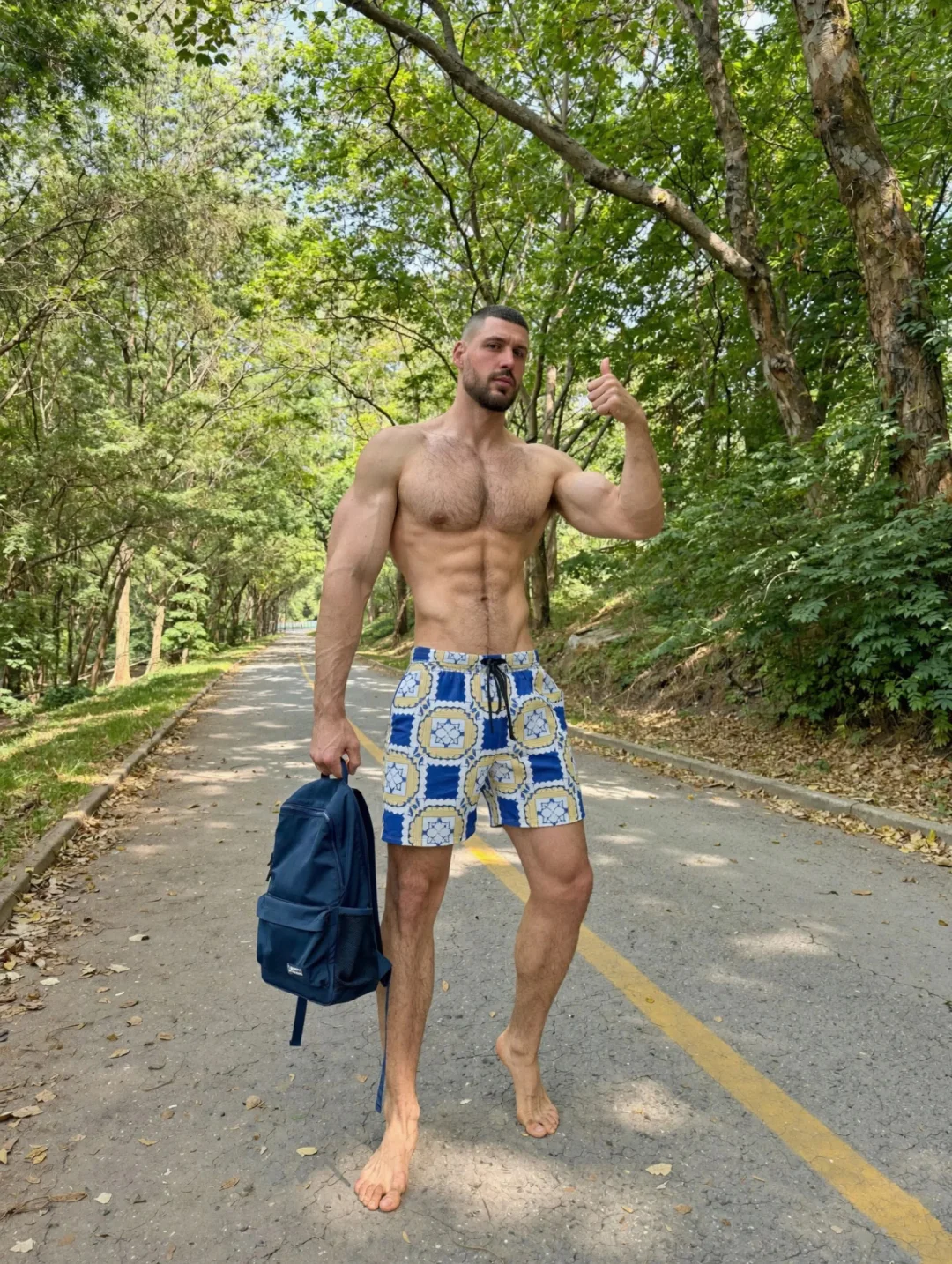 Petyo 林间小路捡回190cm男友