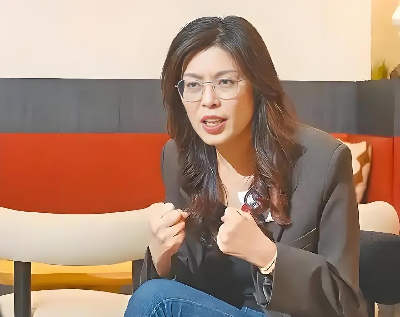 郑丽文当选，很多网友说，她能促进和平回归吗？我认为，几乎不可能，原因有五。

第