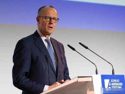 外媒今天报道：德国正在认真考虑加入伊朗战争。德国方面表示，双方已在进行规划。据报