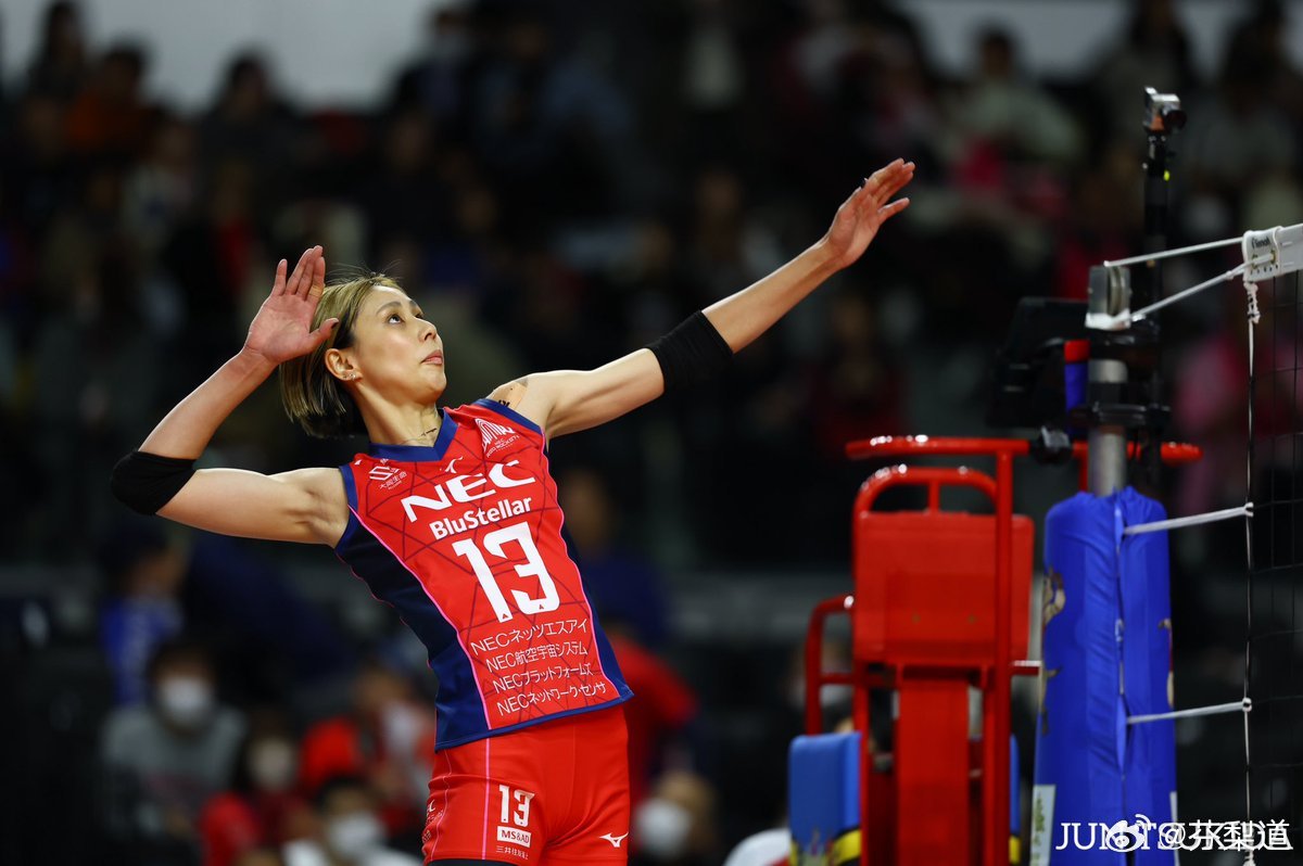 国际排坛动态米兰女排川崎NEC红色火箭官宣：佐藤淑乃与和田由纪子离队，佐藤淑乃加