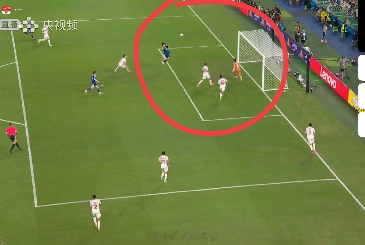 突尼斯vs日本突尼斯 vs 日本 0-3 了，刚才这个球，进的太直接了，并且还丝