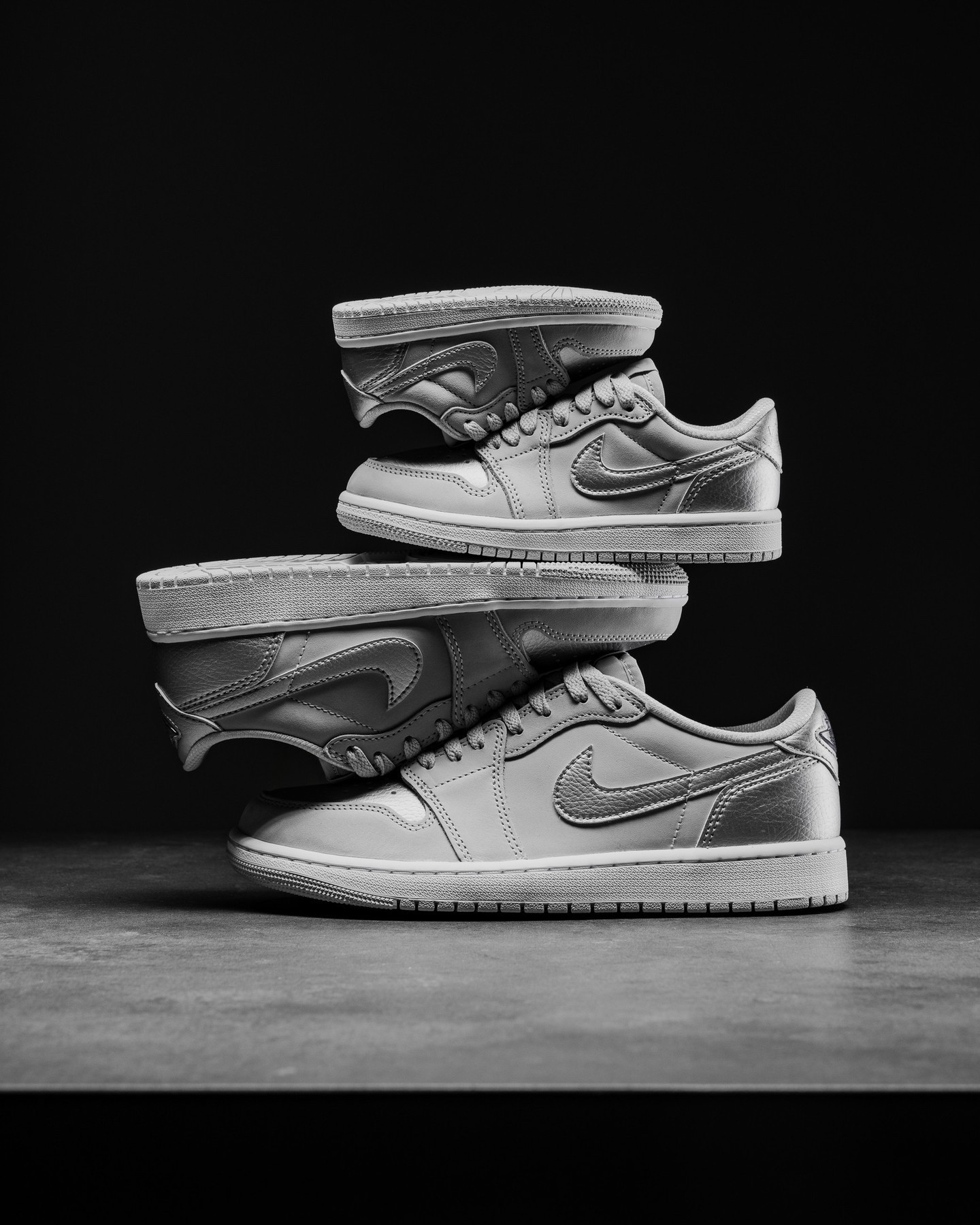 「Metallic Silver」⁠⁠⁠©️SneakerPolitics ​​