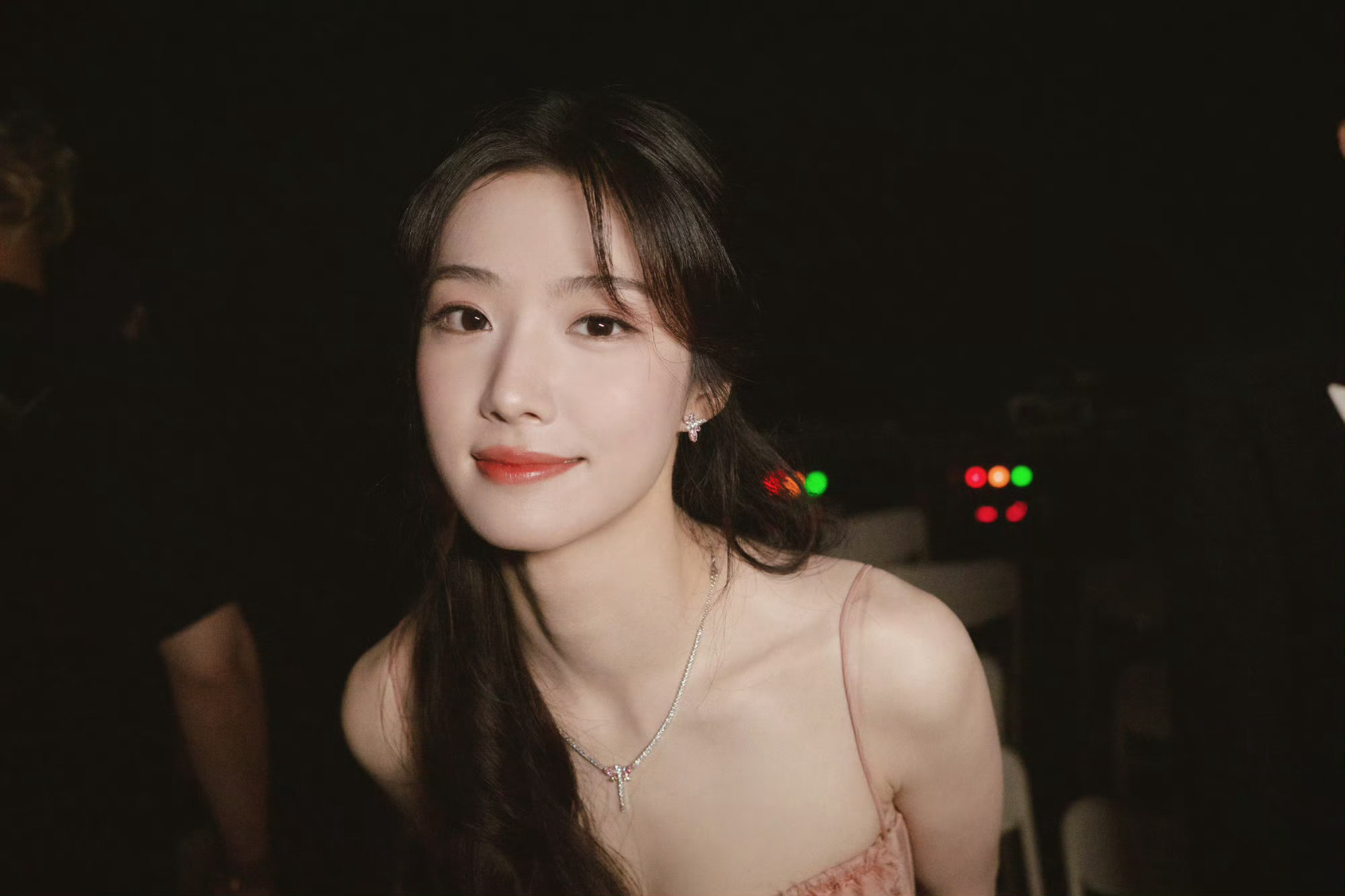 卢昱晓晒与檀健次合照好美啊，期待卢昱晓 《何不同舟渡》南衣