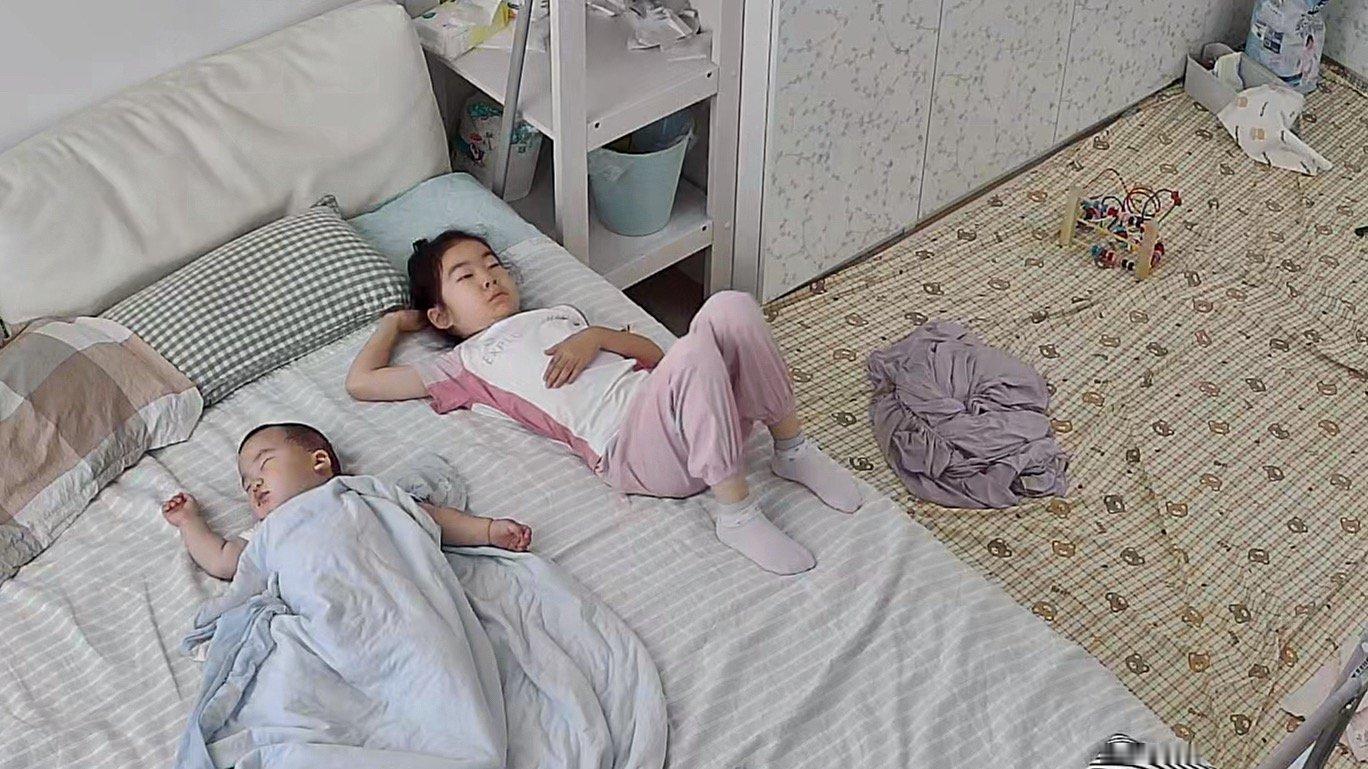 妹妹喜提2个月假期，姐姐的假期也进入倒计时了 你们以为我会恐慌吗？会崩溃吗？答案