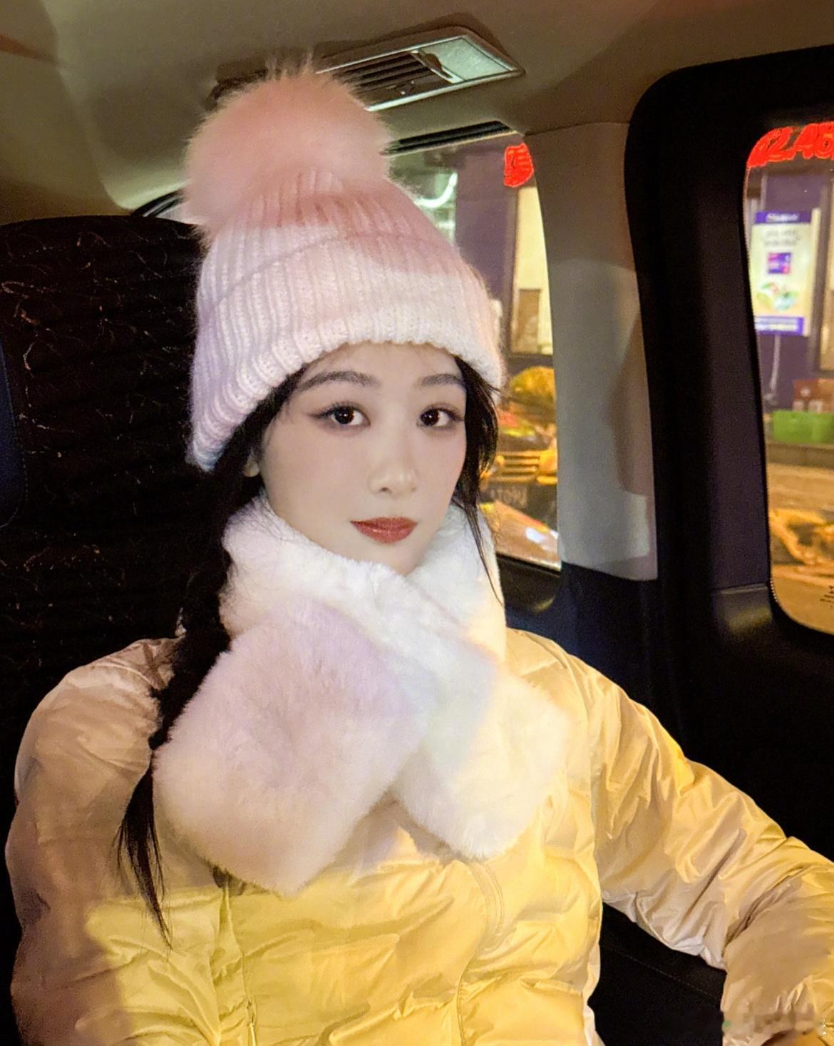看杨紫和田曦薇，突然get到这种款式的围脖 