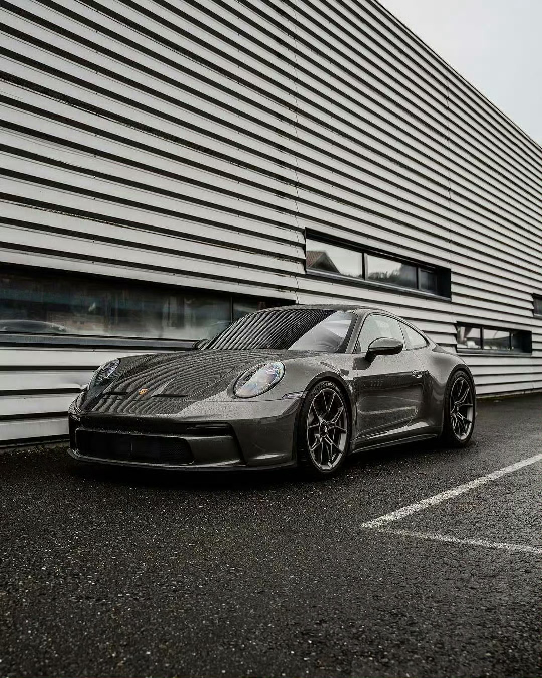 Porsche 992 GT3 Touring ​​​