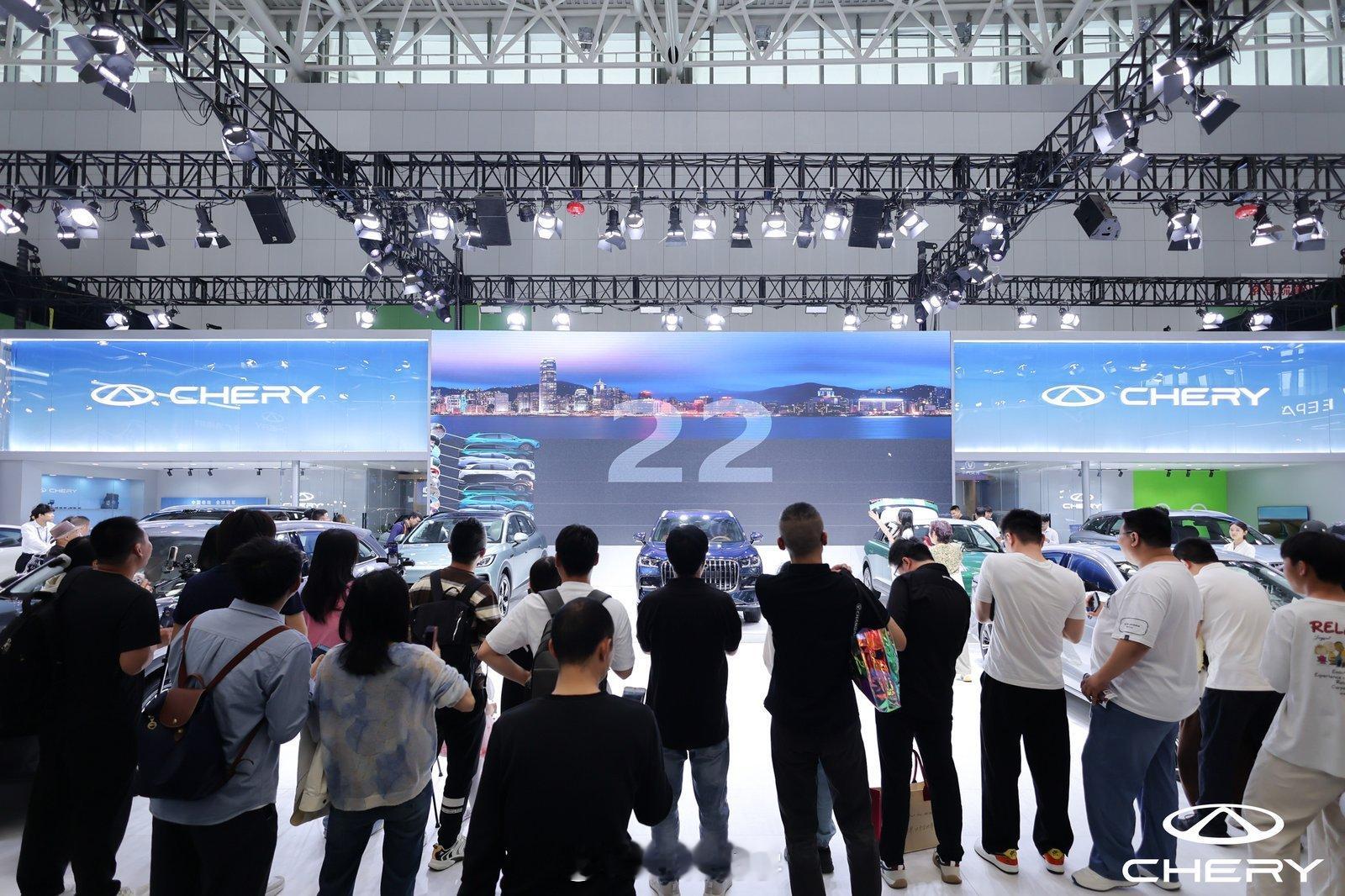 这次天津车展奇瑞直接把阵容拉满了，全新一代瑞虎9、风云T9L、全新QQ3一起上市