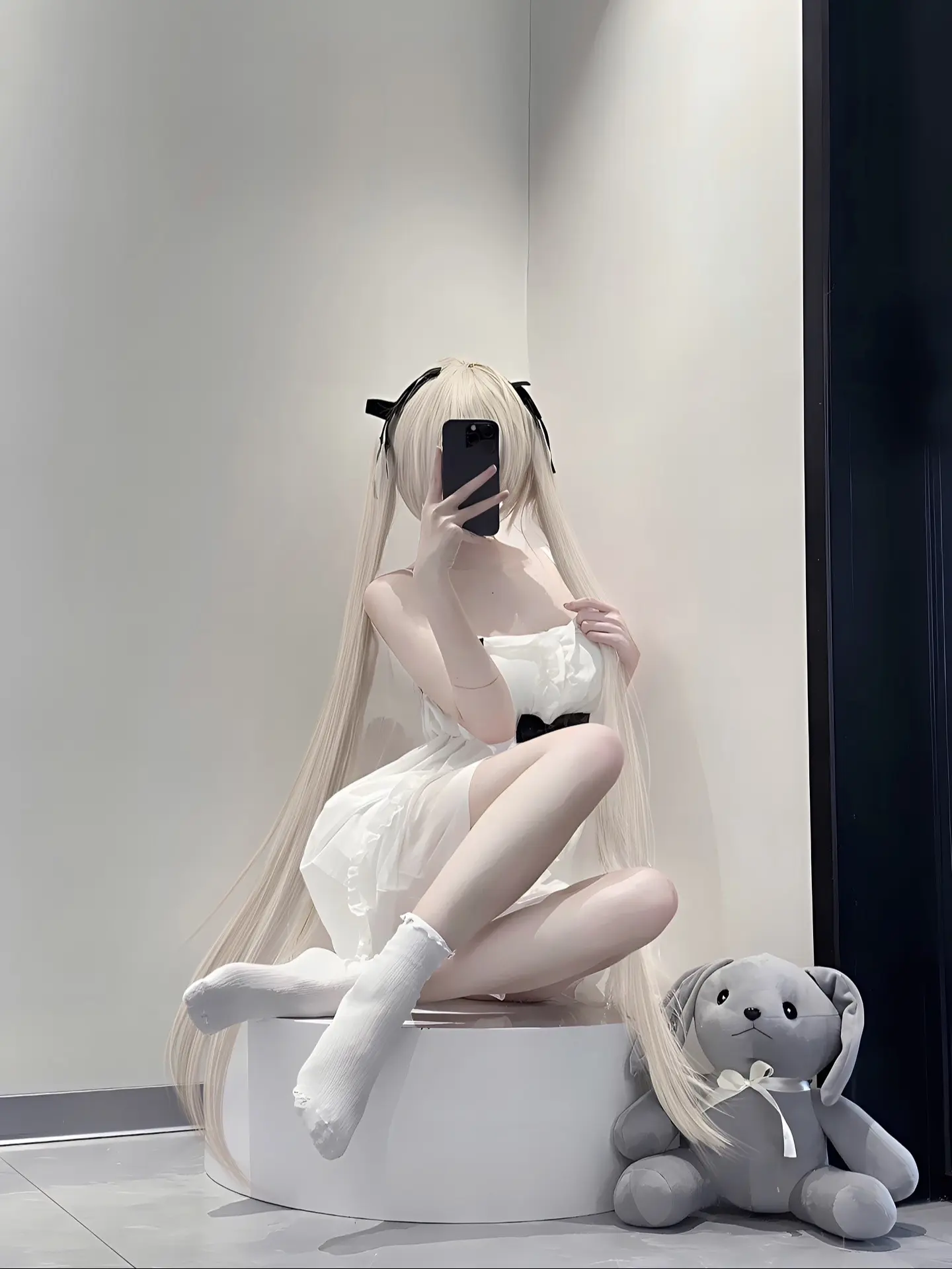 只属一人。