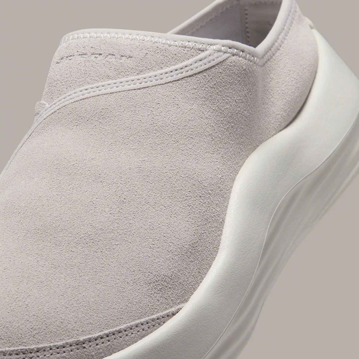 Jordan Future MuleJordan的穆勒鞋款，感觉随着年龄的增长，
