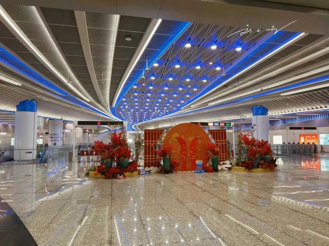 广州不愧是老牌“一线城市”啊！连地铁站都建得这么“气派”？这里是广州地铁3号线、