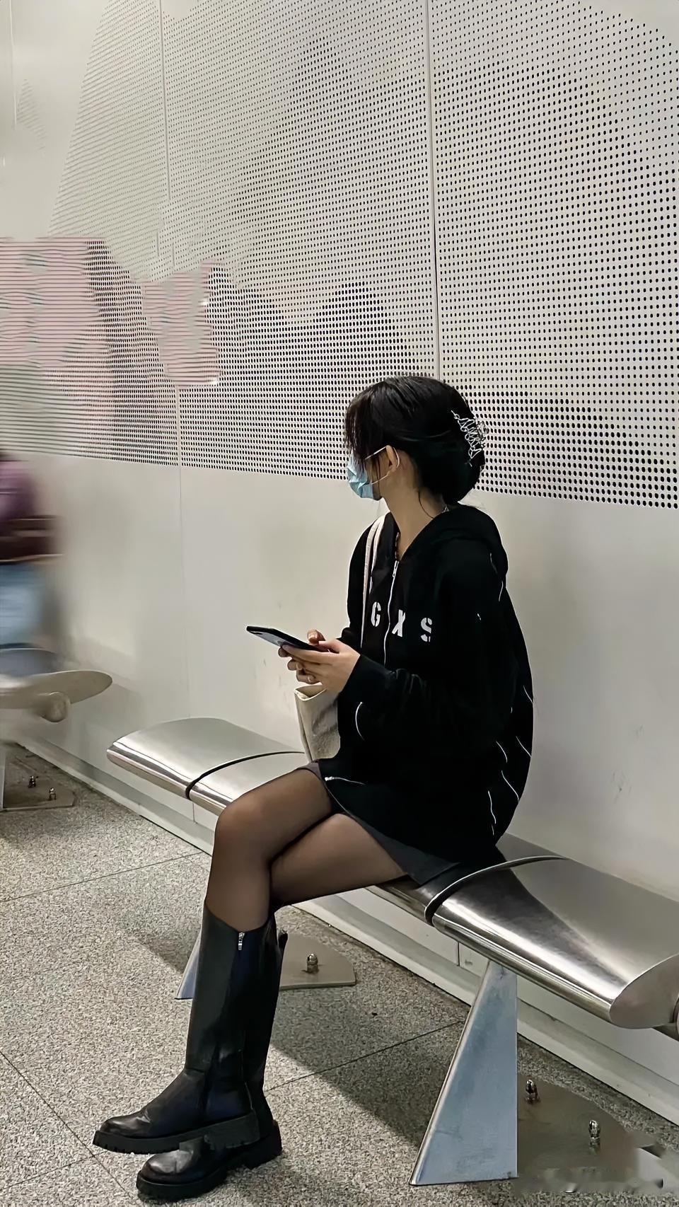 当团活动撞上KPI：成年人的选择是都要🤯

团书记热情通知：局里活动，来！
我