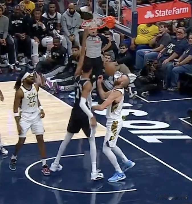 2025赛季谁是nba交易价值最高的球员？

答案只有一个:文班亚马！！
目前联