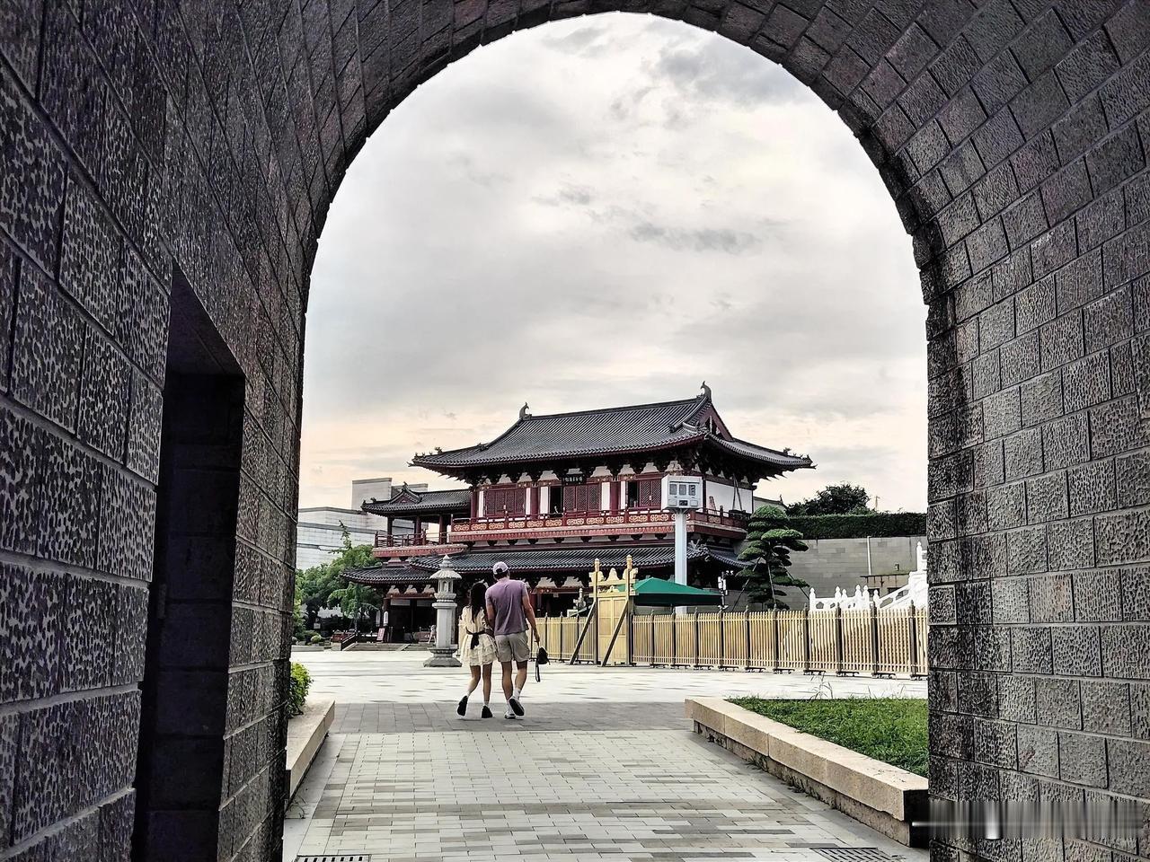 勤学方悟书深奥。