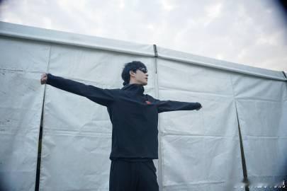 谁给李昀锐递个纨绔世子本  hhh我说的[笑cry] 