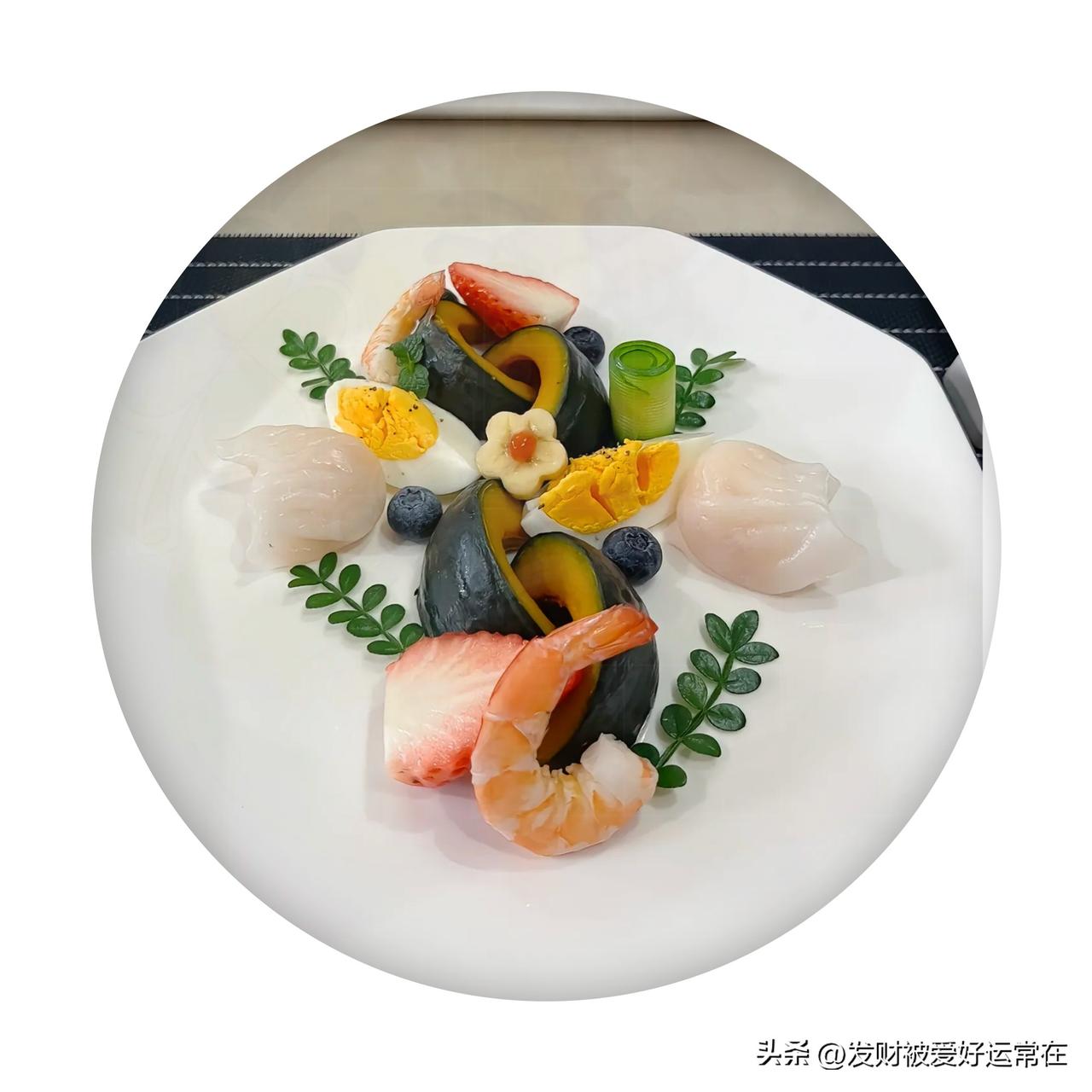 [玫瑰]
一个家最大的风水
是女人
 
总听人说家里要摆招财树、挂山水画，可我观