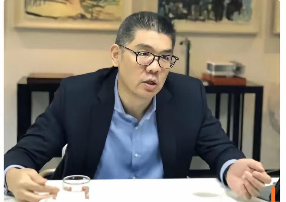 刚看了下
说到两岸关系，
很多人第一反应是军机绕台、导弹演习。但台湾政治人物连胜