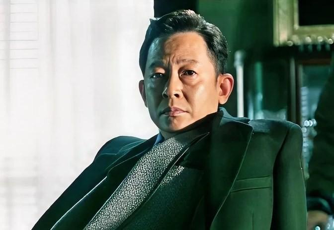 王志文说，牛耕田一辈子，可是没有一块地是牛的。驴拉磨一辈子，，亲爱的读者朋友们，