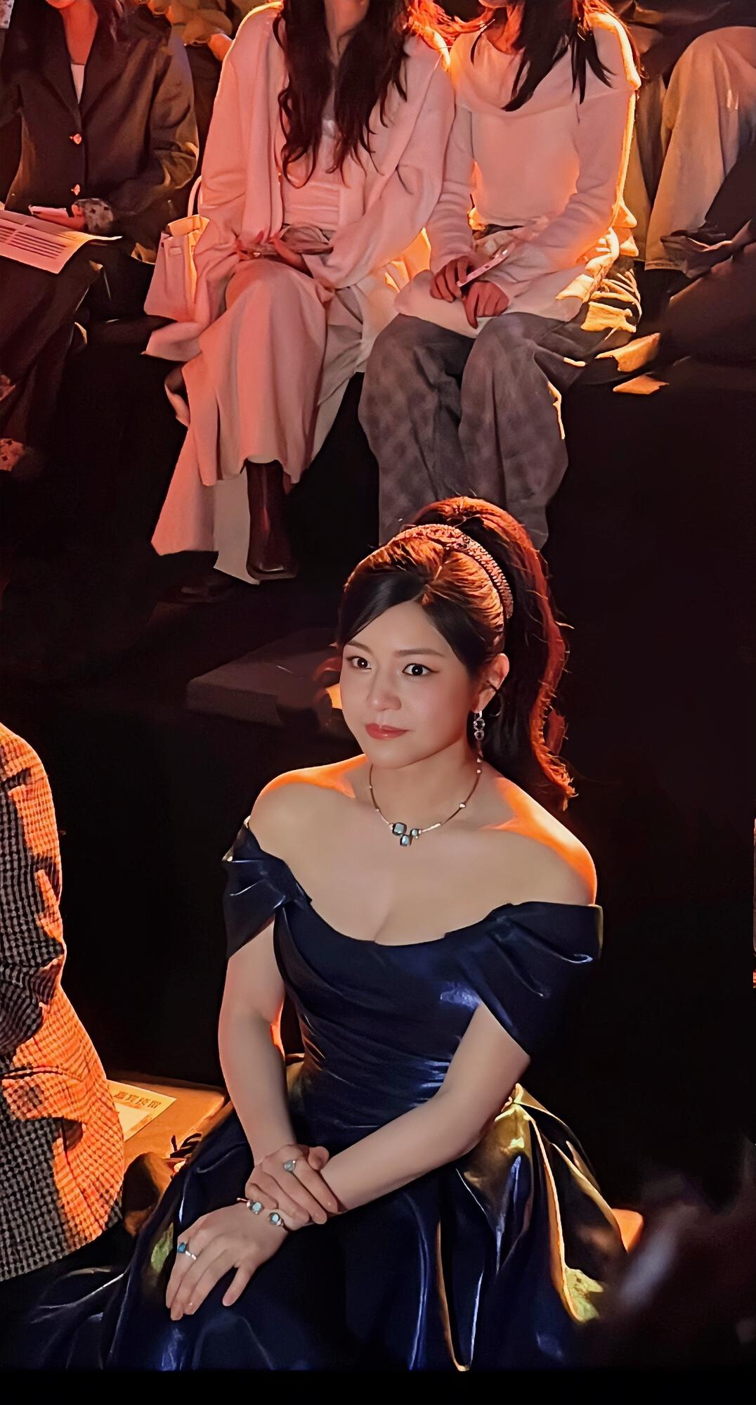 北京真是随处可见的明星，这是还没精修的吗