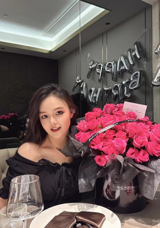 生日快乐🎂🎂🎂