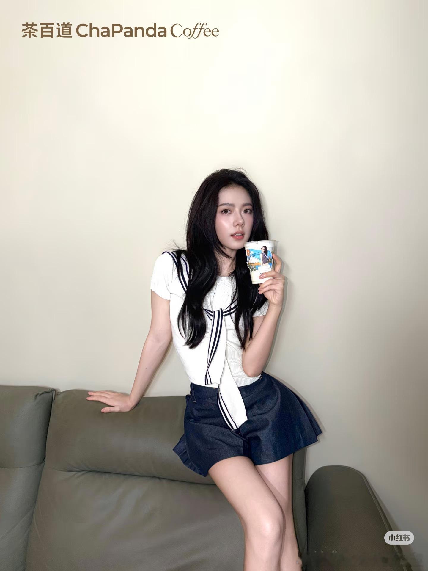 赵今麦[超话]  🍒赵今麦一念江南🍒赵今麦楚听雨“永远热爱自己，永远不被别人