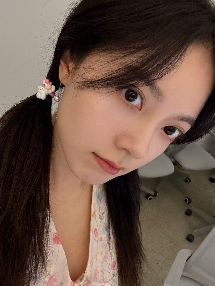 女星混合盯这样子才有感觉 
