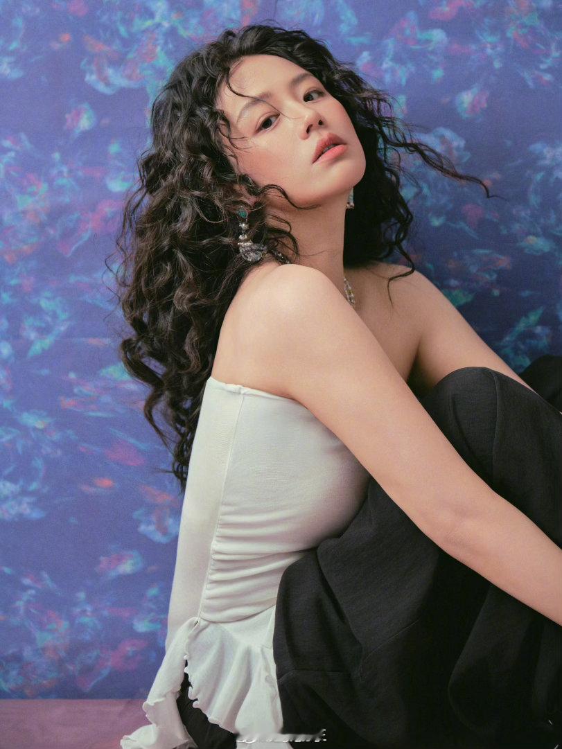 马思纯 
