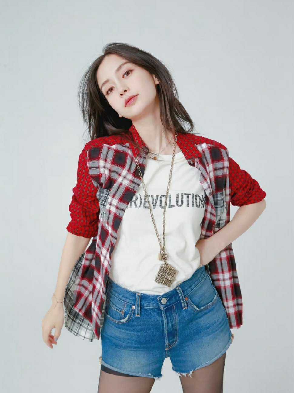 angelababy angelababy 一万份的欢喜，每一份都与你有关，世界