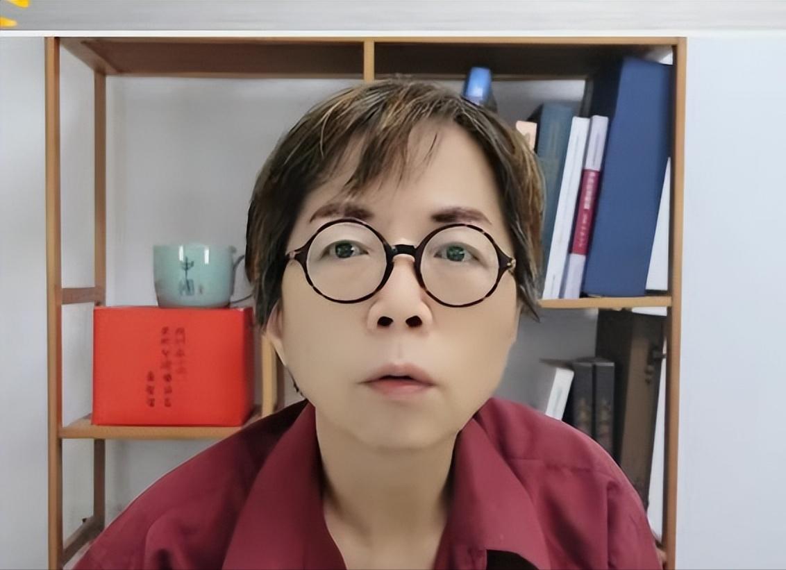 黄智贤表明：支持马英九提告萧旭岑、王光慈

黄智贤在节目里说得挺在理，她对马英九