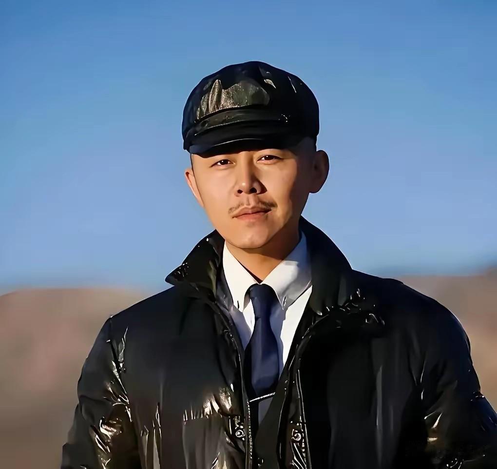 大冰网上很火，他精明，但不会主动害人，女人觉得他不好，是因为坑不到他的钱，同时他