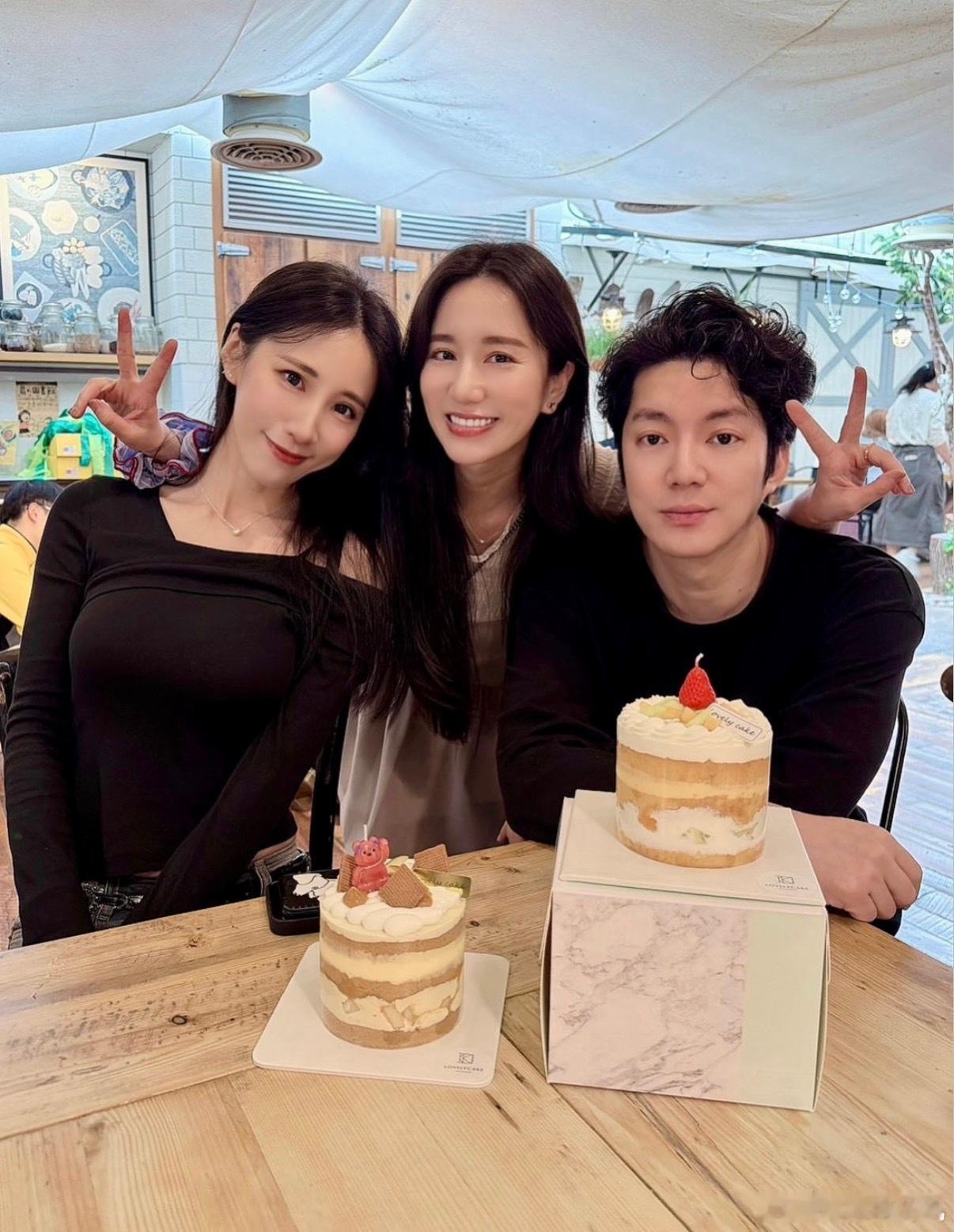 Apple她们家真的很巧，Apple儿子跟瑶瑶、阿Man一天生日～ 