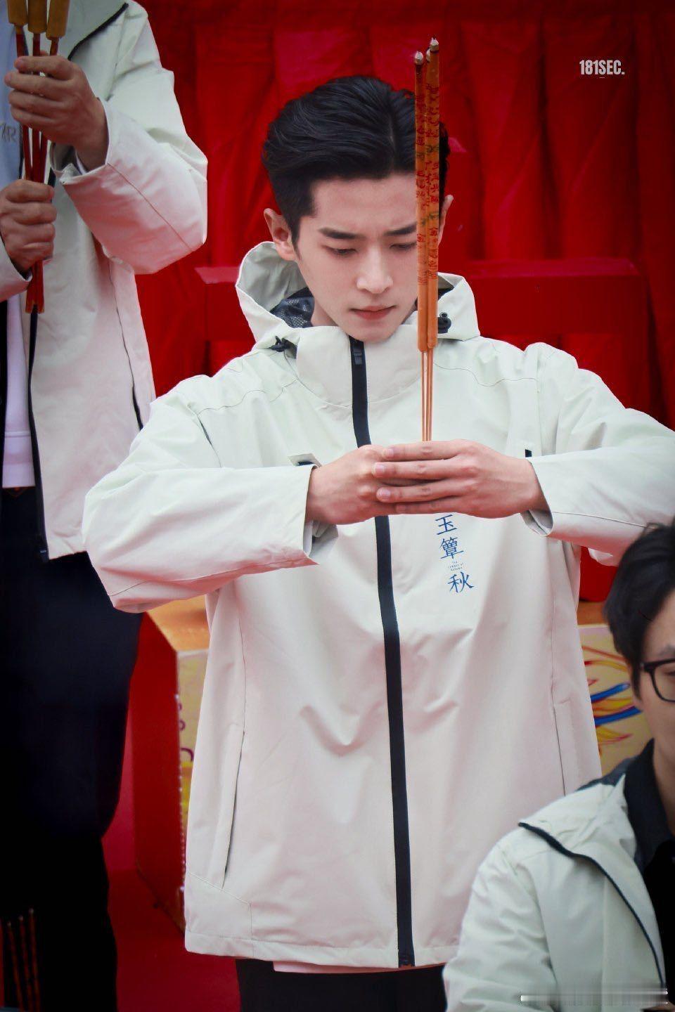 丞磊民国剧我先笑纳了 丞磊演民国贵公子也太贴了！玉簟秋里他一出场，复古氛围感直接