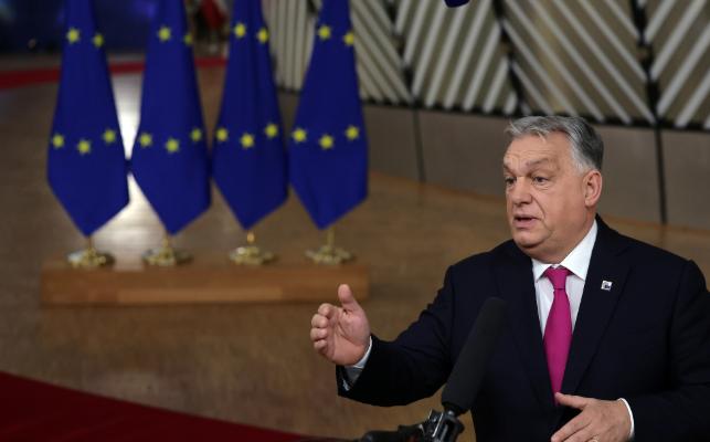 4月12日的布达佩斯，选举结果彻底改写中东欧政治版图，欧尔班领导的青民盟遭遇16