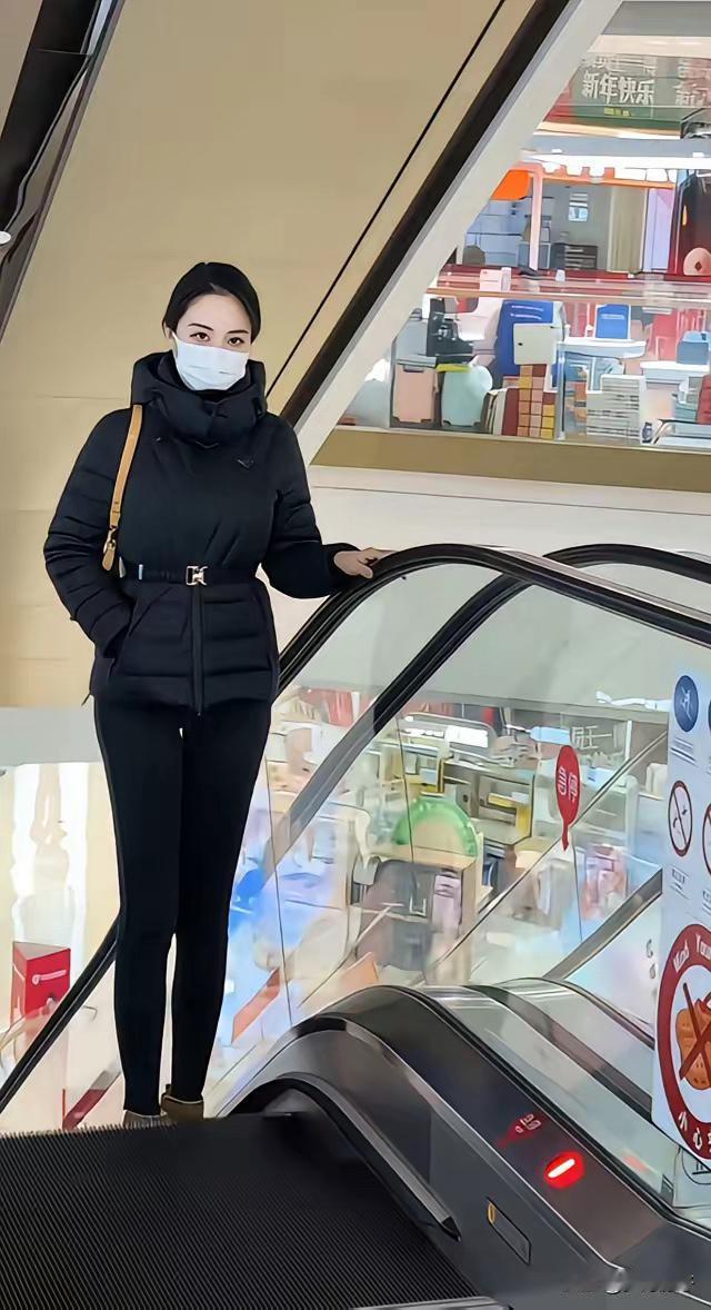 颜值高的人穿衣果然任性