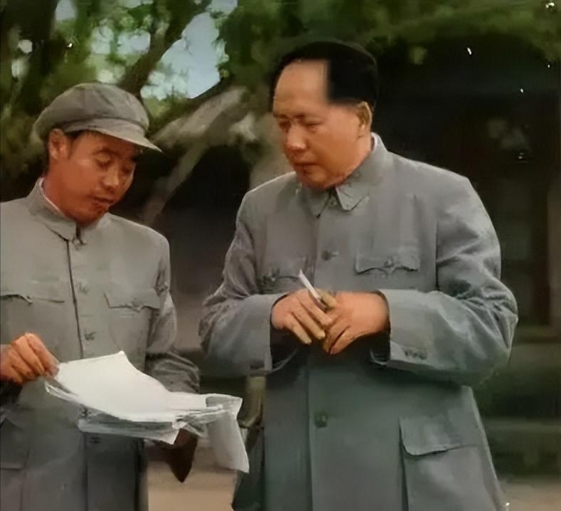 中国共产党的优秀党员、久经考验的忠诚共产主义战士、伟大的无产阶级革命家、政治家、