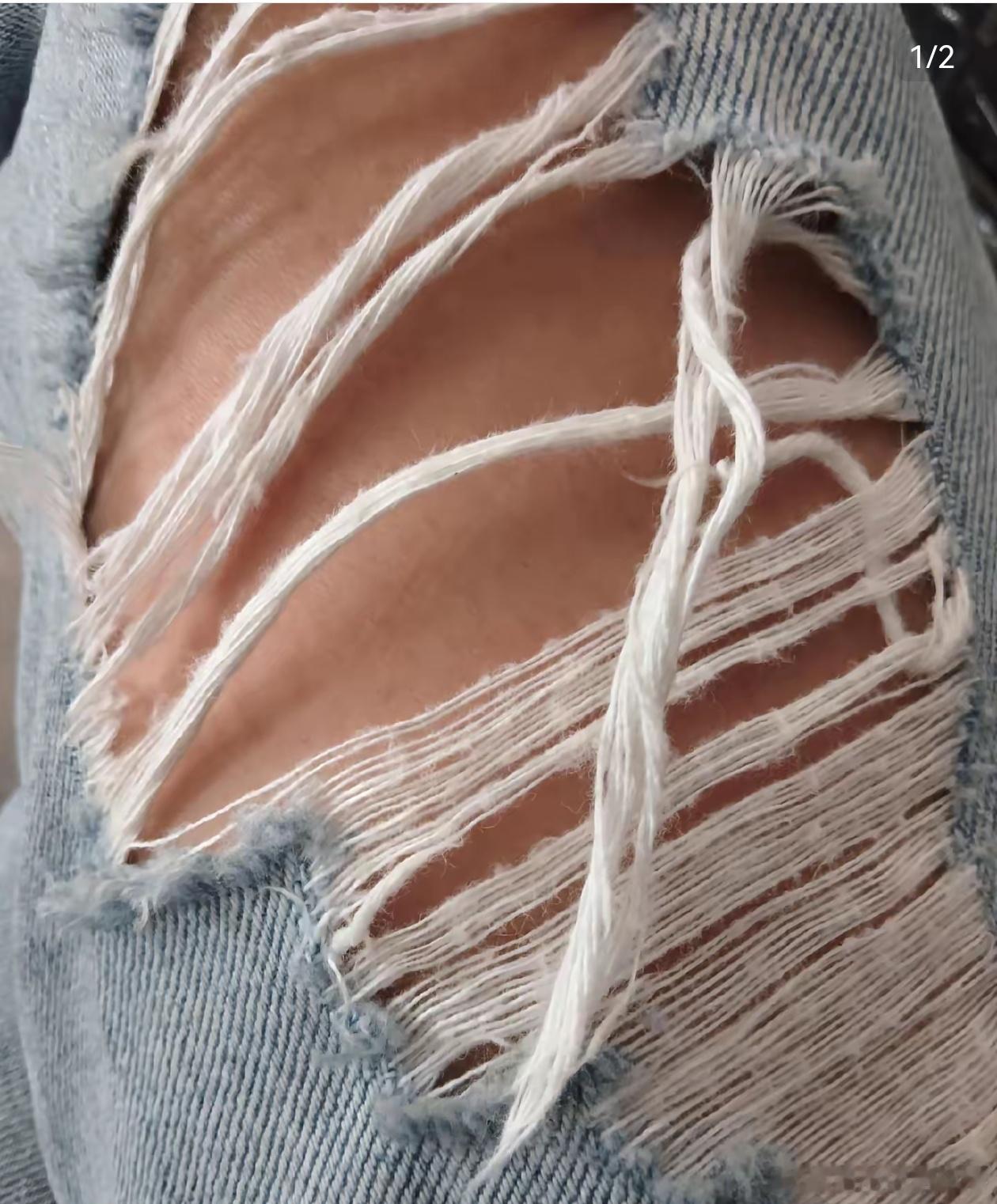 张凌赫苍兰诀婚服里面破洞裤       时间过得真快啊，距离2022年被封在家里